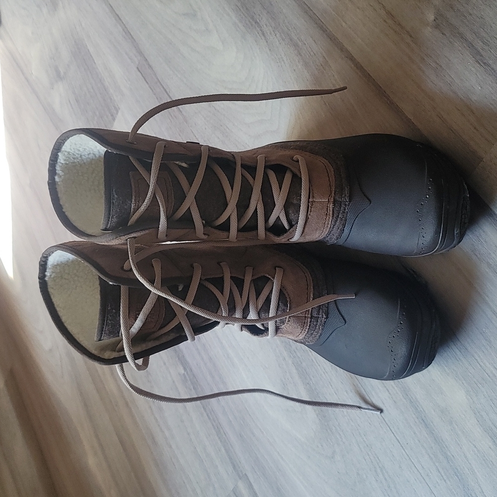 North face all weather winter waterproof boots